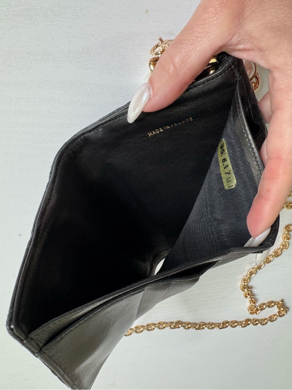 Authentic Vintage Chanel CC Wallet on Chain Black Quilted Leather Crossbody Bag - Picture 3 of 16